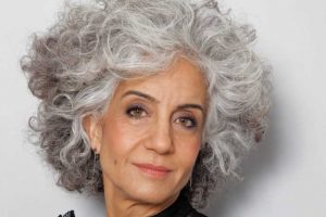 Is It Okay To Wear Eyeliner Over 50? Grab The Pro Guide Here!!!