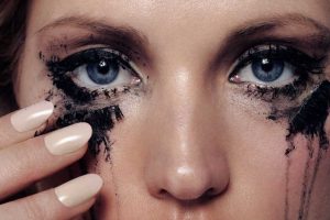 How Can You Stop Mascara from Running under Your Eyes? Easy Guide for Beginners!!!